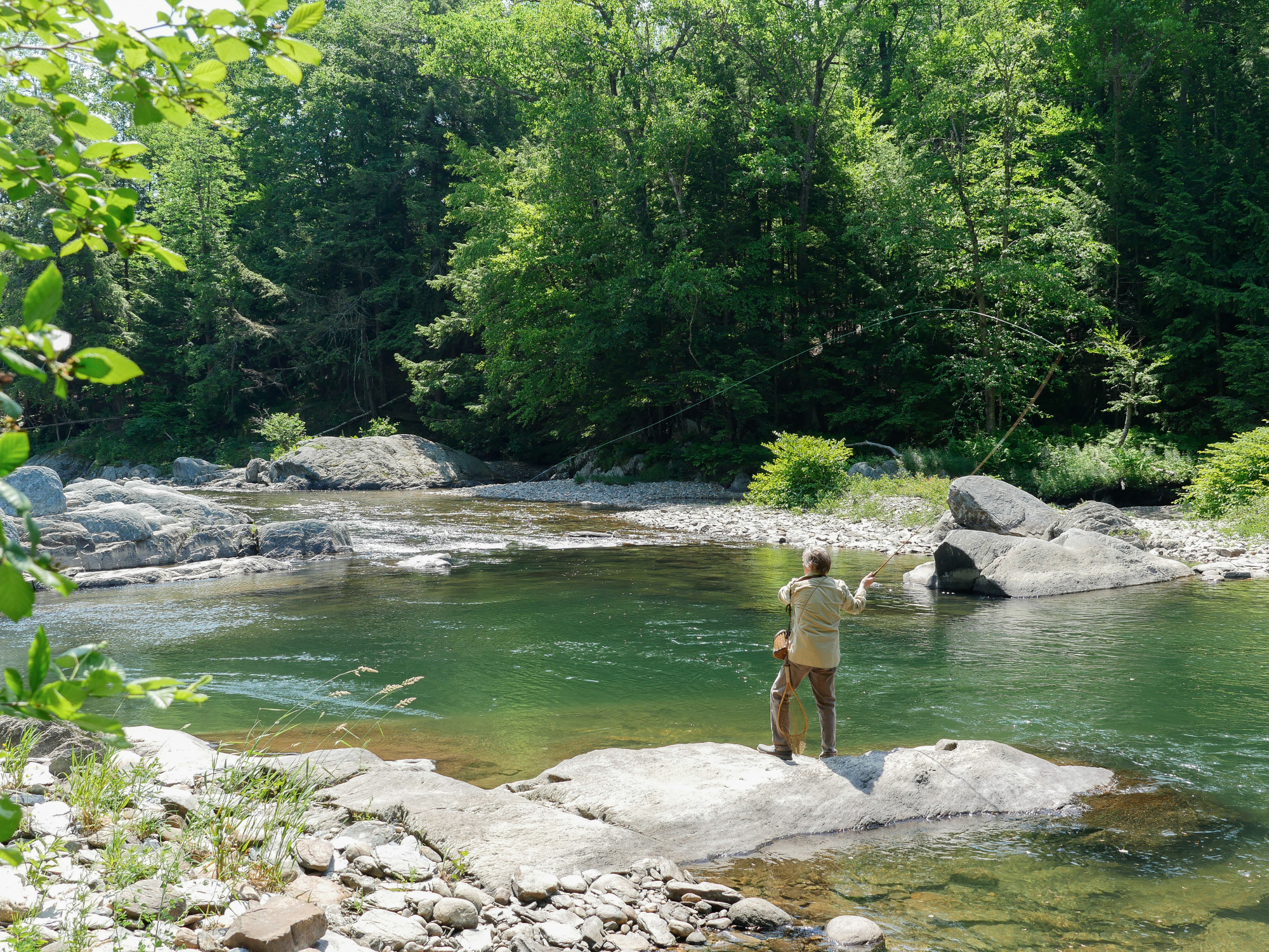 jjohnson_larsen_fishing_16ai_1430934_sh-3477