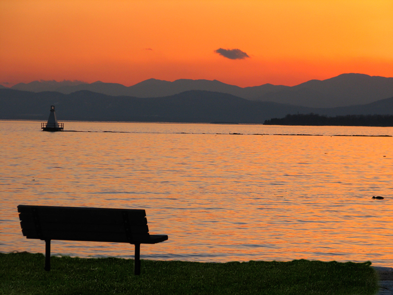 lake_champlain_060128c_sunset_bench_IMG_1335-1053
